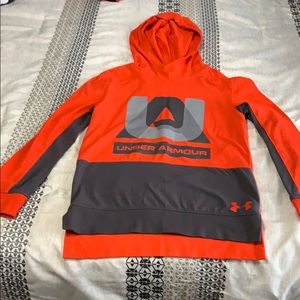 Boys Under Armour long sleeve t-shirt